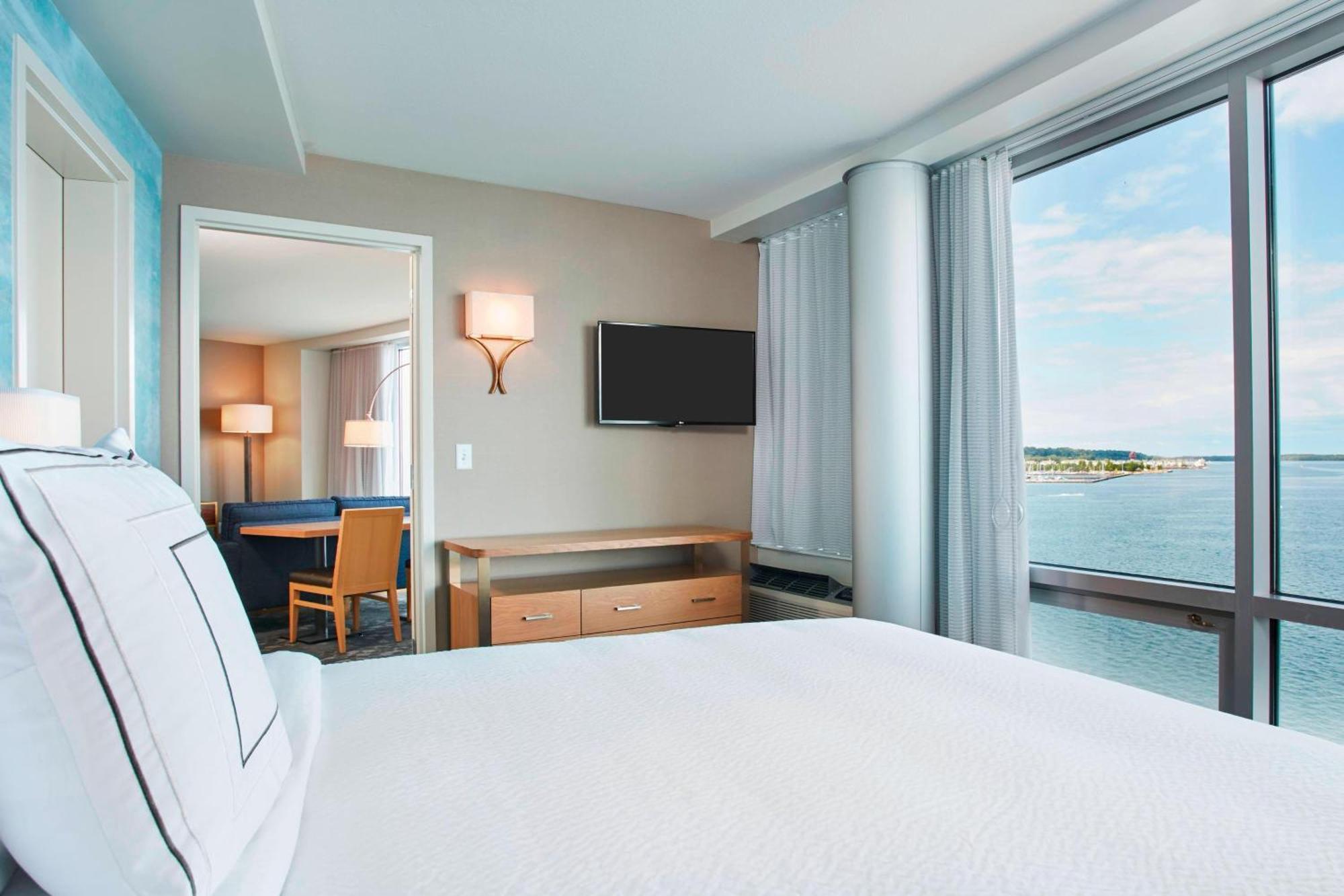 Hotel Courtyard By Marriott Erie Bayfront Esterno foto
