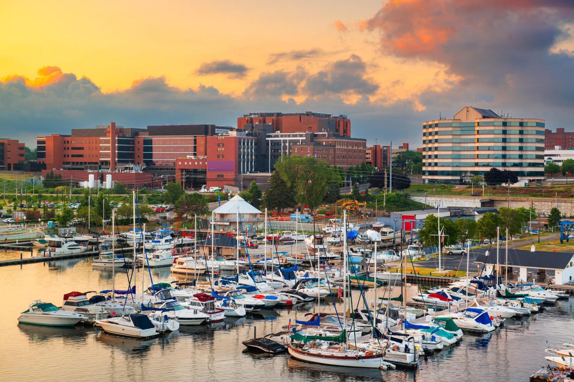 Hotel Courtyard By Marriott Erie Bayfront Esterno foto